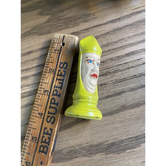 Vintage Midcentury Medieval Duncan Ceramic Hand Painted Chess Pieces Bishops - Picture 4 of 4